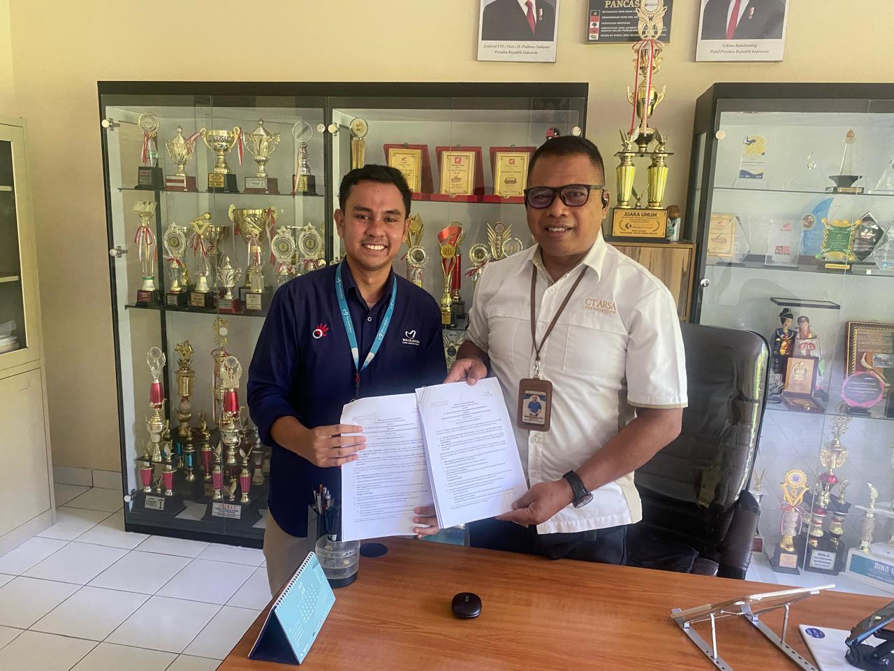 TelkoMedika Dukung Pemeriksaan Kesehatan Siswa Baru di SMA Unggulan CT Foundation