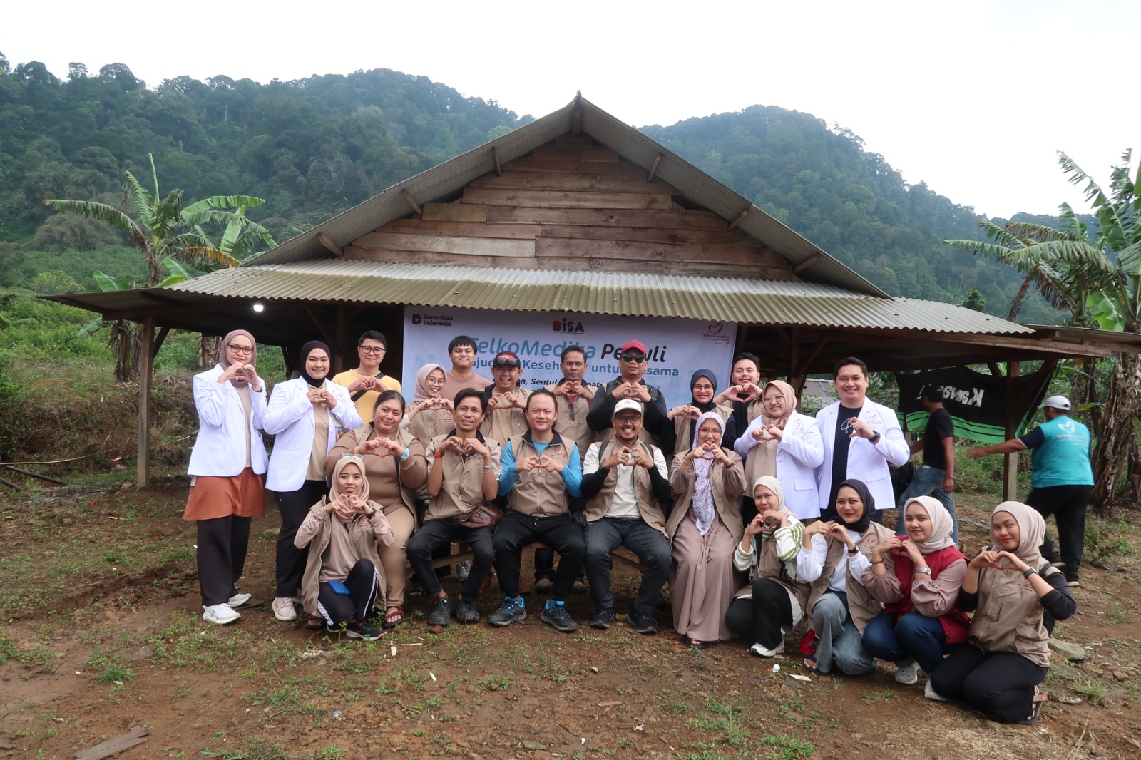 Telkomedika Peduli Luncurkan Program “Dokter Petualang” di Desa Cisadon Kab. Bogor sebagai Tanggung Jawab Sosial & Lingkungan