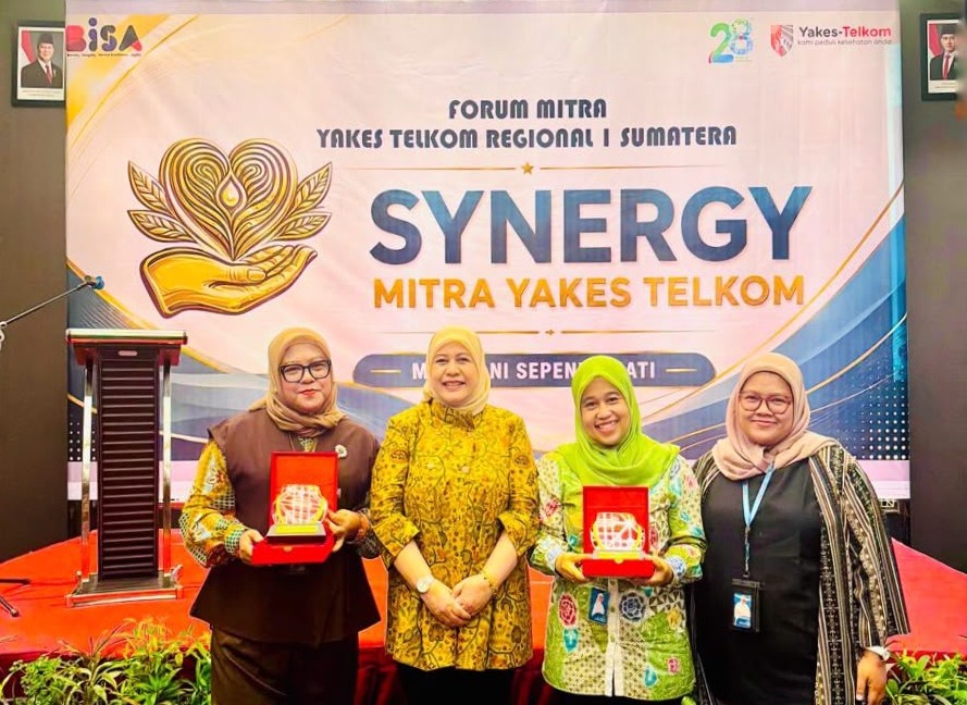 Klinik TelkoMedika Lampung Raih Dua Penghargaan dari Yakes Telkom Regional I Sumatera