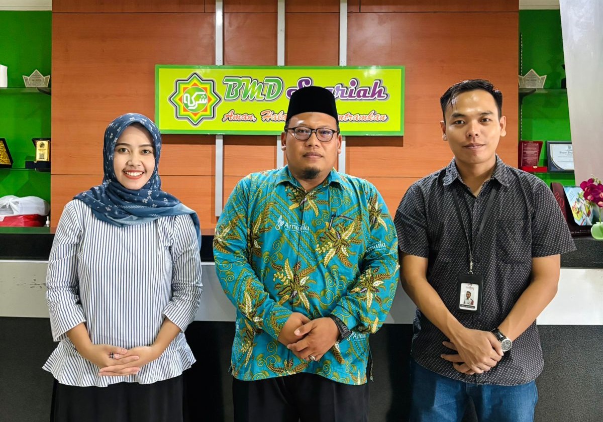 Tingkatkan Layanan Kesehatan Jamaah, TelkoMedika Gelar Vaksinasi di BMD Syariah Madiun